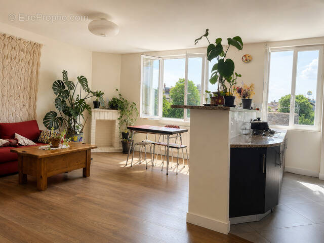 Appartement à BORDEAUX