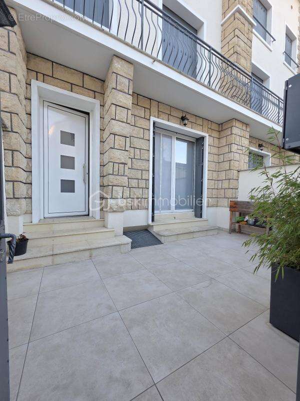 Alfortville Quartier des Fleurs - T3 72m² - parking - terrasses - DPE C - Proche RER - photo 4