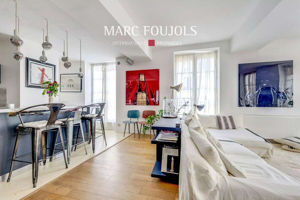Appartement à PARIS-2E