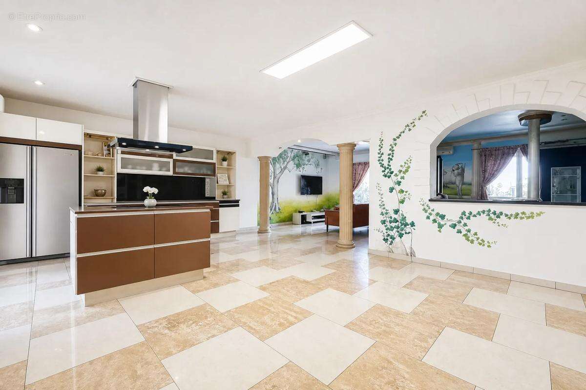Maison familiale spacieuse à Gouvernes - photo 9