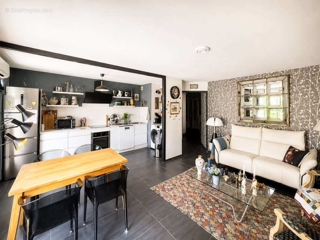 T3 de 69 m2 avec terrasse, garage   La Serinette, Toulon - photo 4