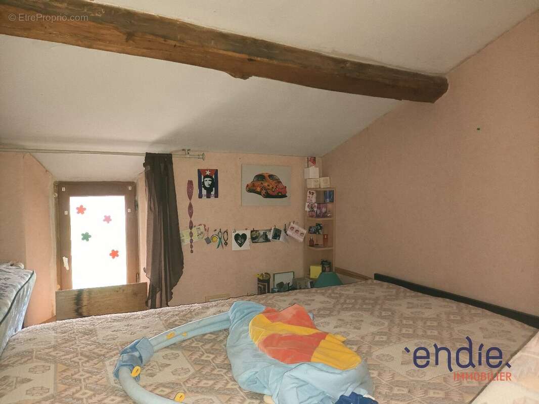 Maison à SAINT-JOUIN-DE-MARNES