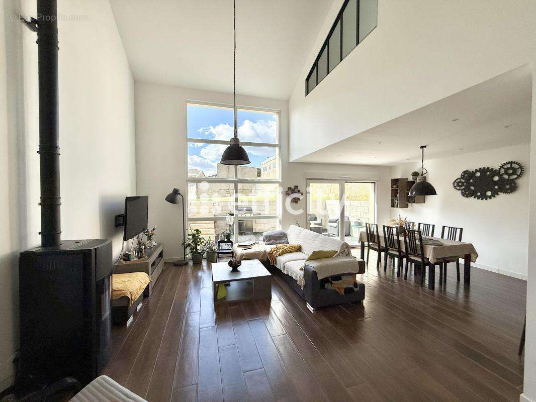 Maison à SAINT-PIERREVILLERS