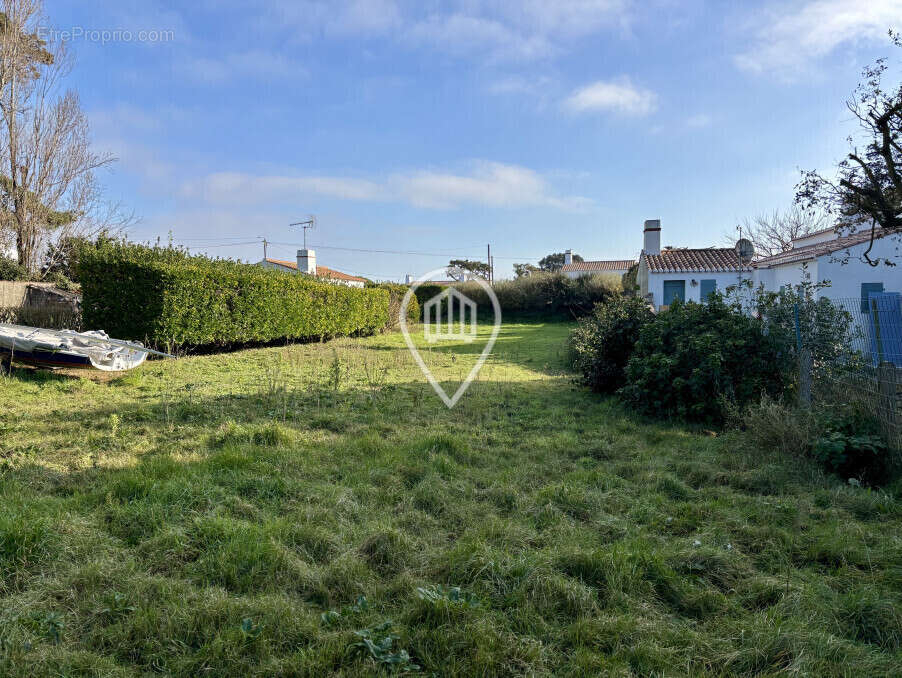 Terrain à NOIRMOUTIER-EN-L&#039;ILE