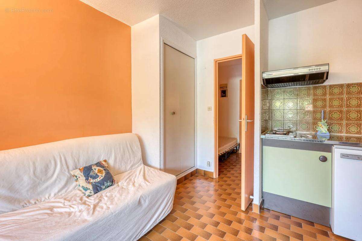 Appartement à SAINT-CYR-SUR-MER