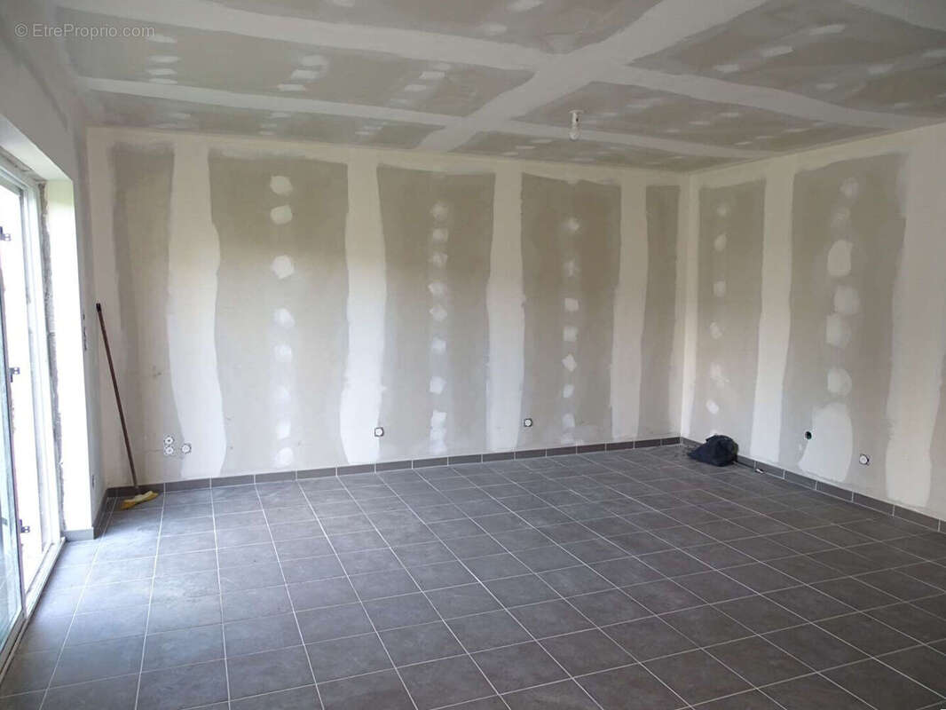 Terrain à BEAUPOUYET