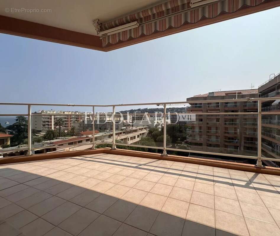 Appartement à ROQUEBRUNE-CAP-MARTIN