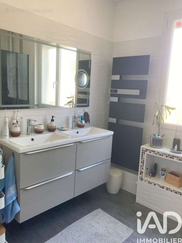 Photo 8 - Maison à PARCAY-MESLAY