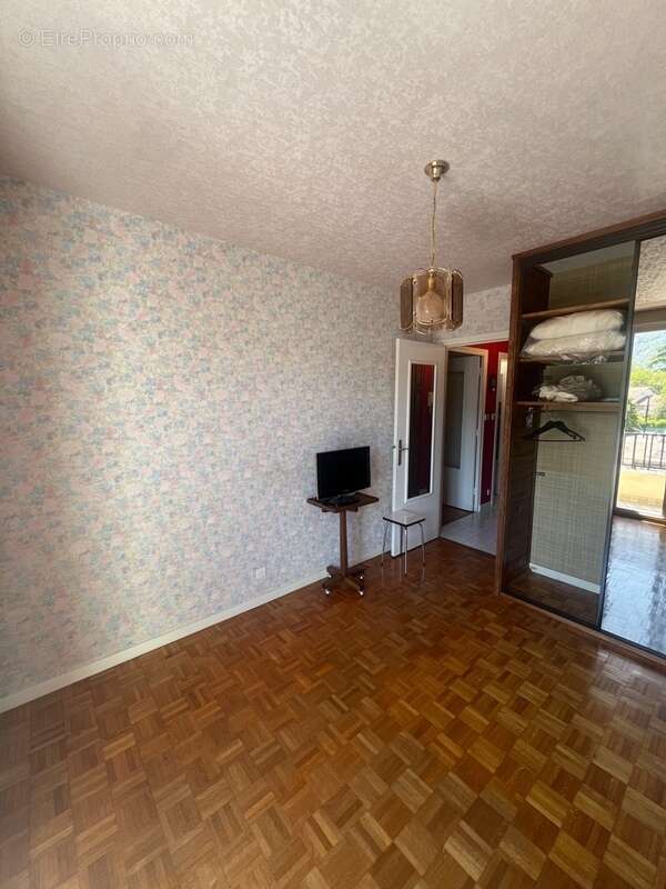 Appartement à SAINT-EGREVE