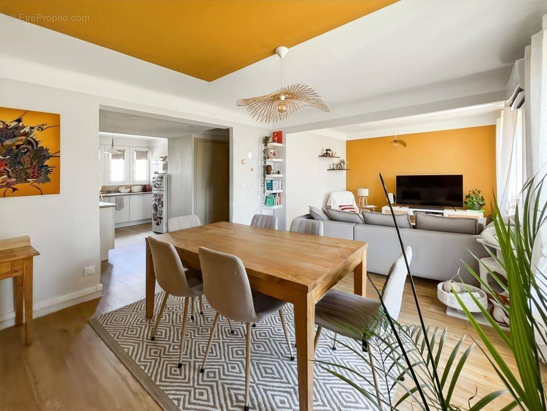 Appartement à BEZIERS