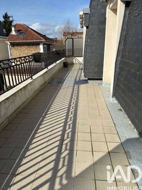 Photo 2 - Appartement à LIVRY-GARGAN