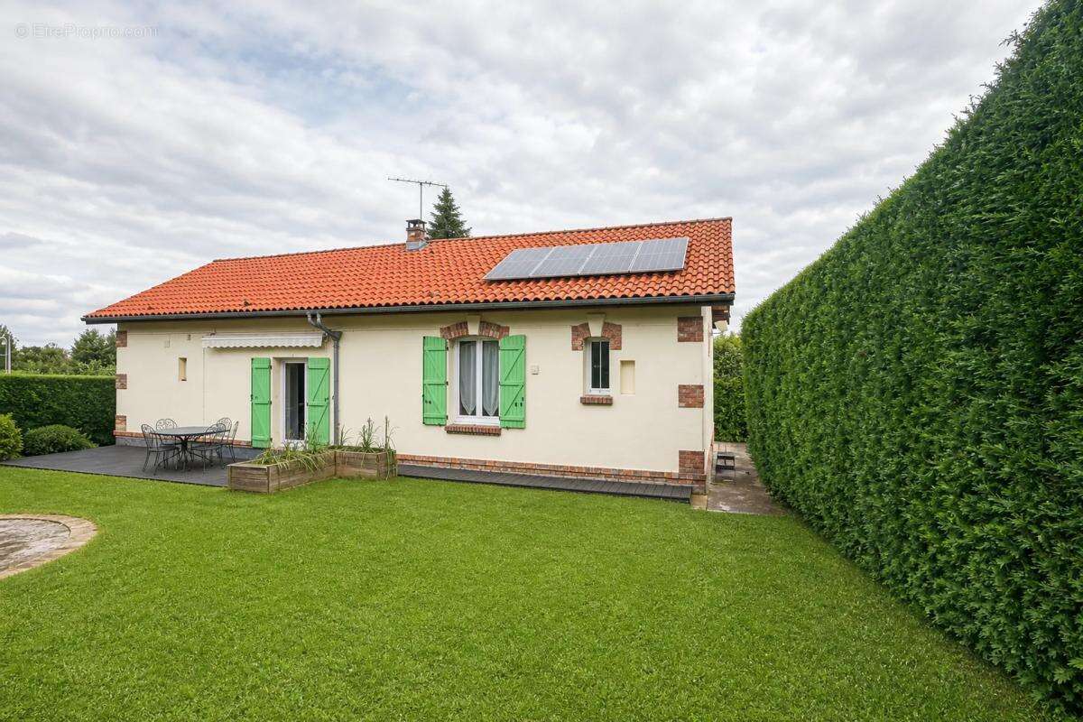 Maison à BILLOM
