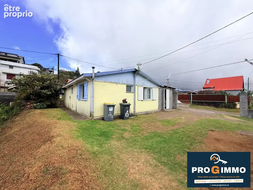 Maison 5 pièces 80 m² à vendre à Saint-Pierre (97418) - photo 2
