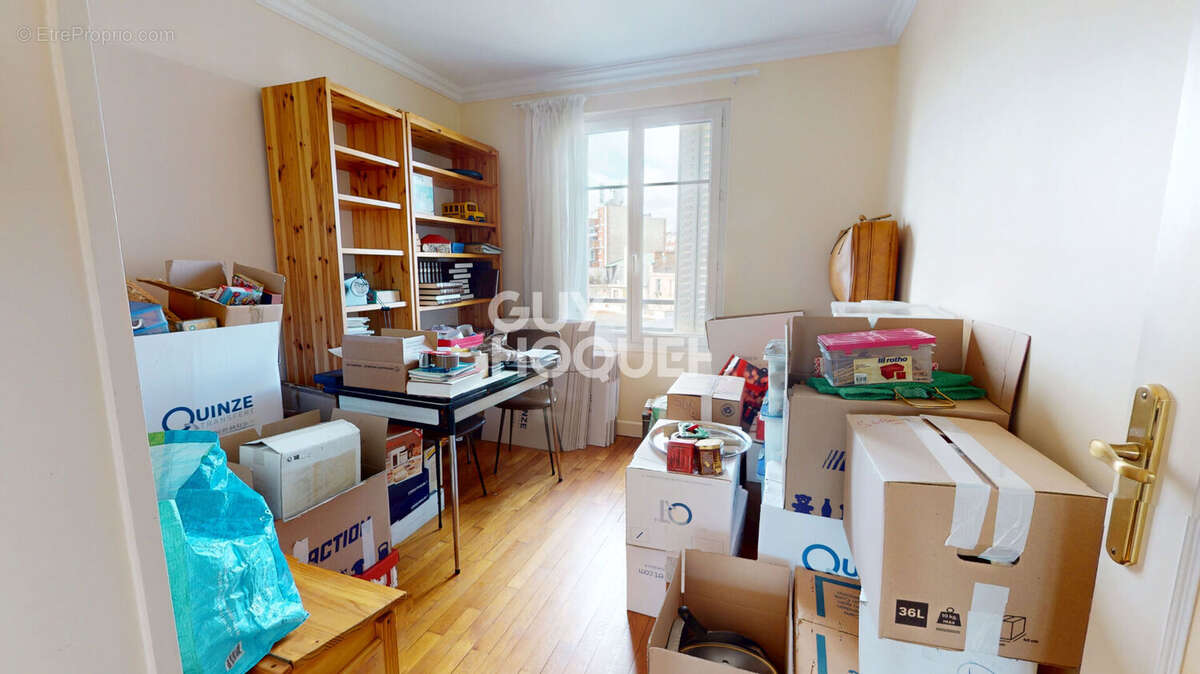 Appartement à PARIS-20E