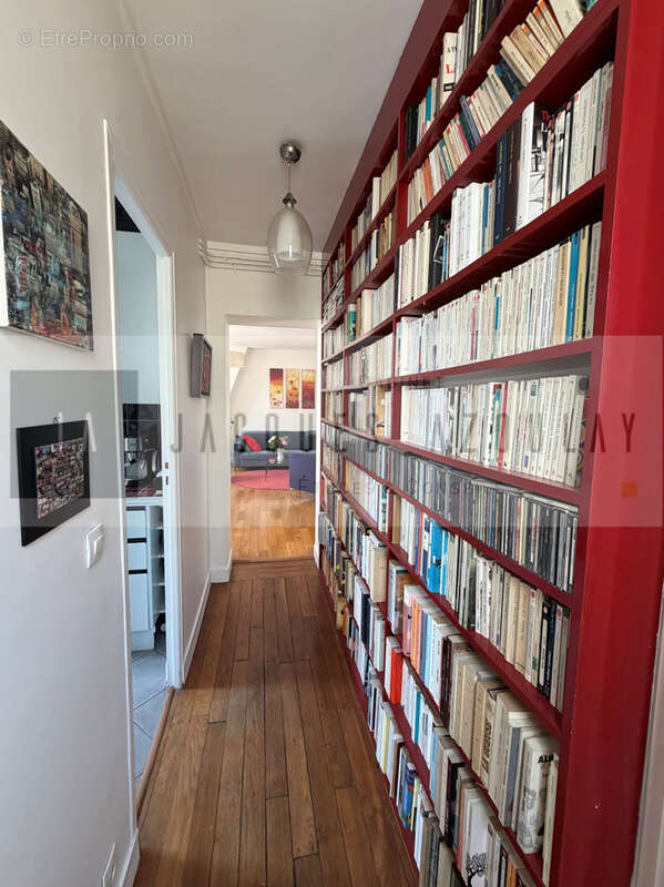 Appartement à PARIS-10E