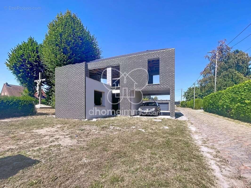 Maison à RAIMBEAUCOURT