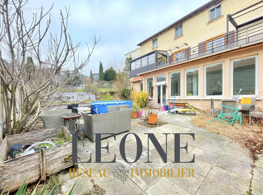 Appartement à VERNAISON