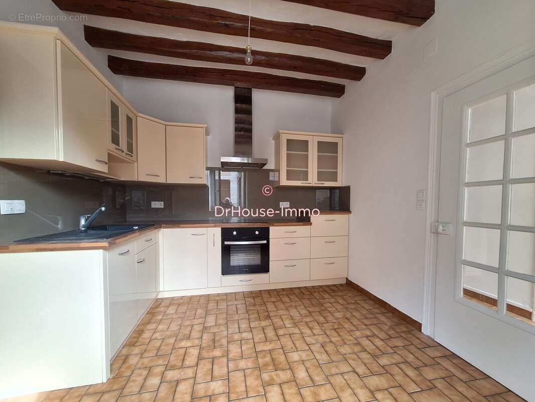 Maison 112 m² à Laigne-En-Belin  - photo 9