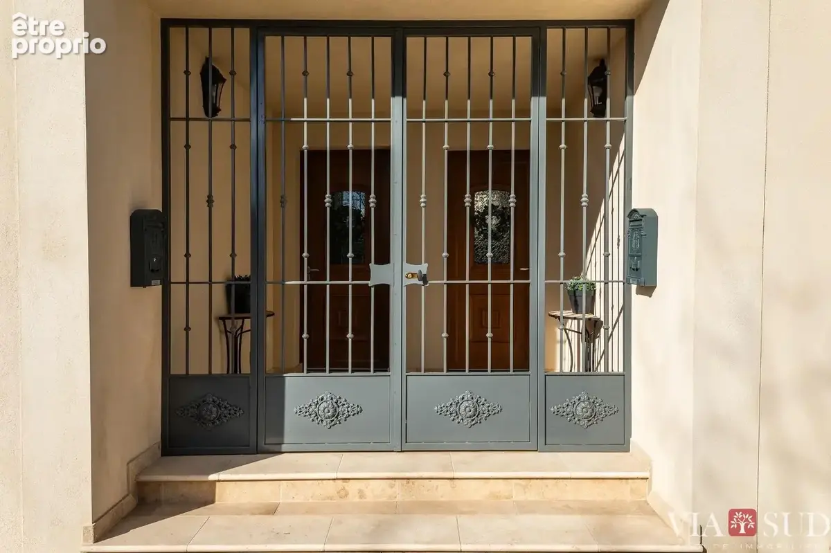 Ensemble immobilier avec 2 logements, piscine et garages  176 m² - photo 14