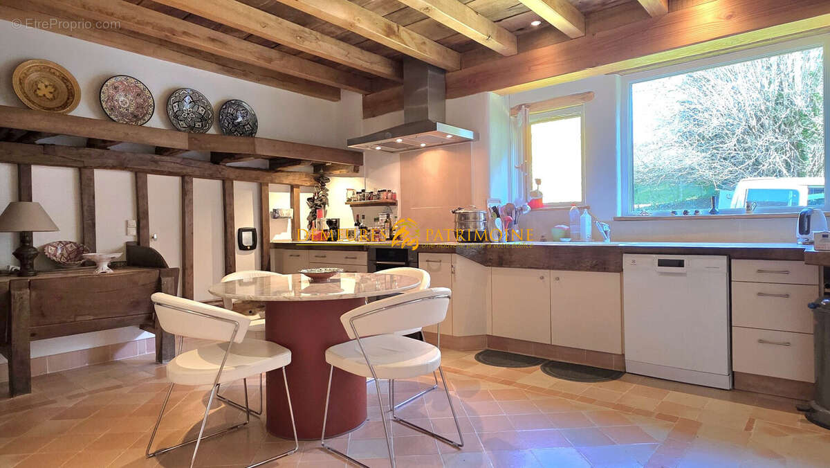 Maison à MAZEROLLES