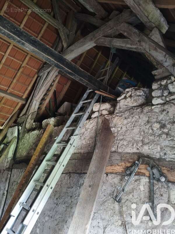 Maison 45 m² à Crouzilles  - photo 6