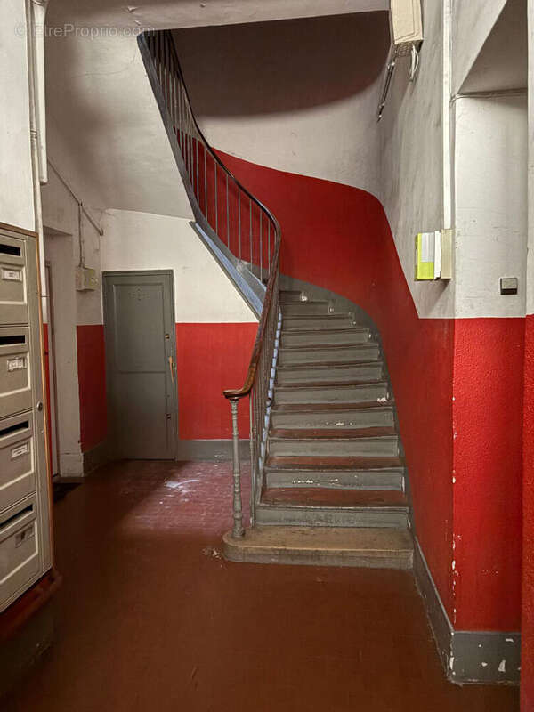 Appartement à MARSEILLE-2E