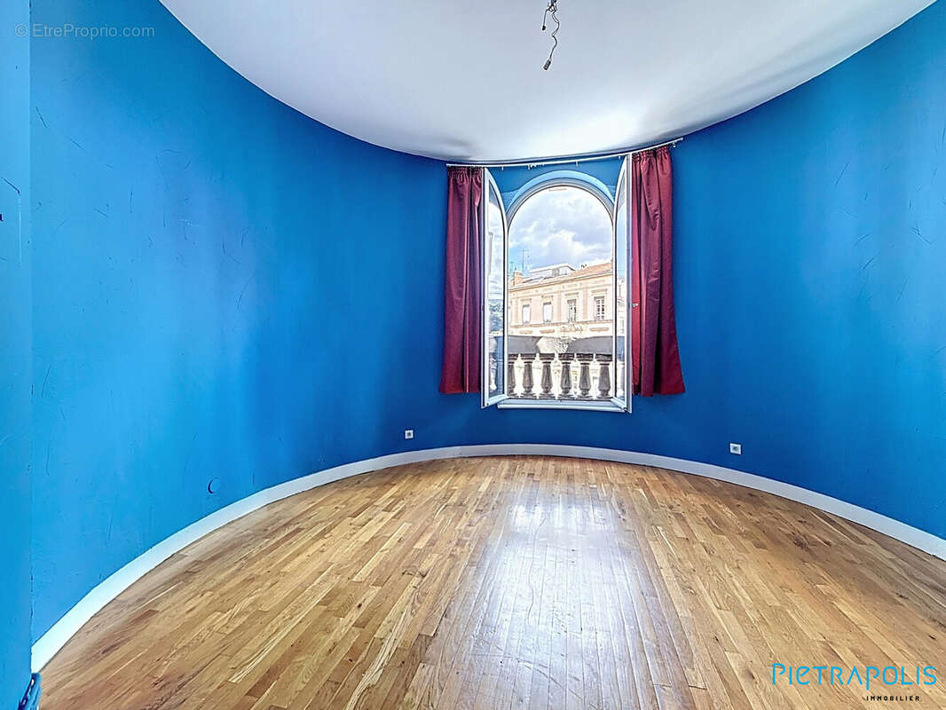 Appartement 107 m² à Tarare  - photo 2