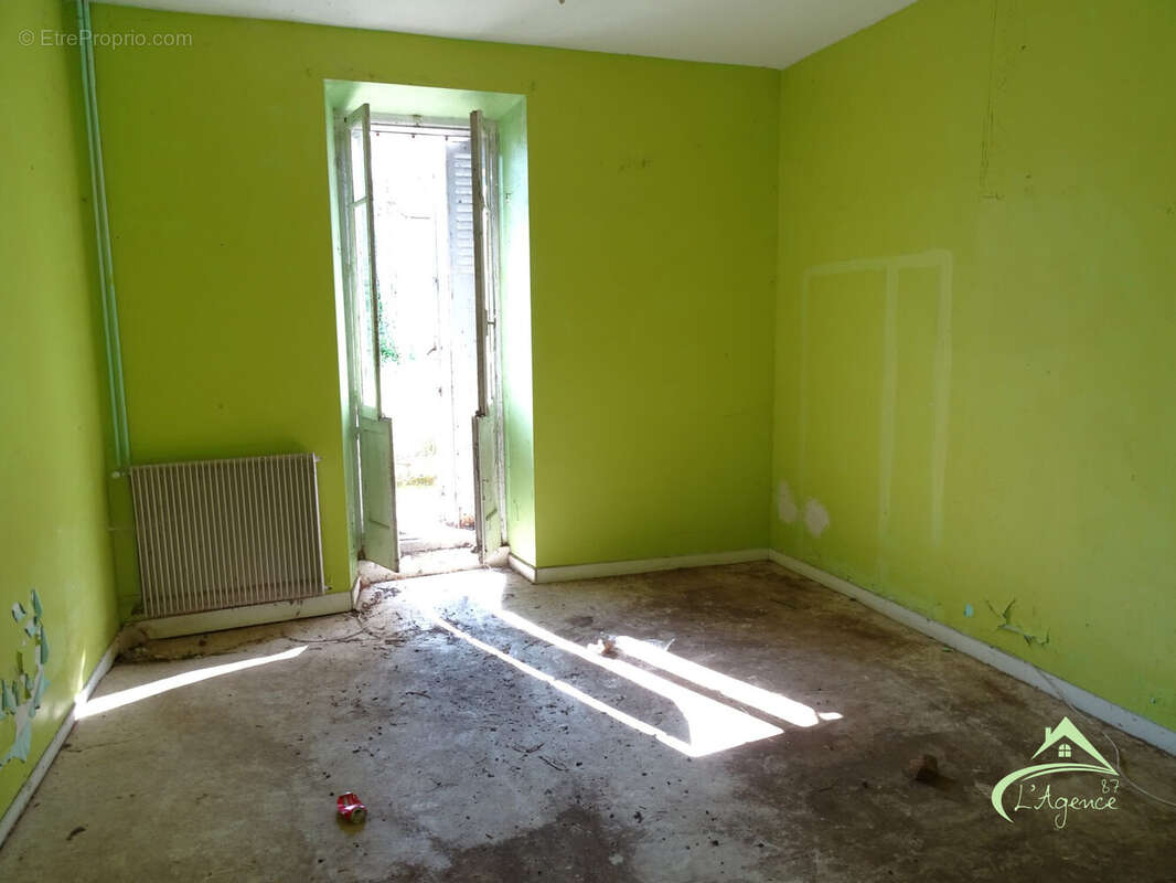 Maison à SAILLAT-SUR-VIENNE