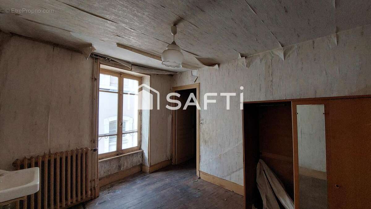 Photo 5 - Appartement à CHATEAU-CHINON(VILLE)