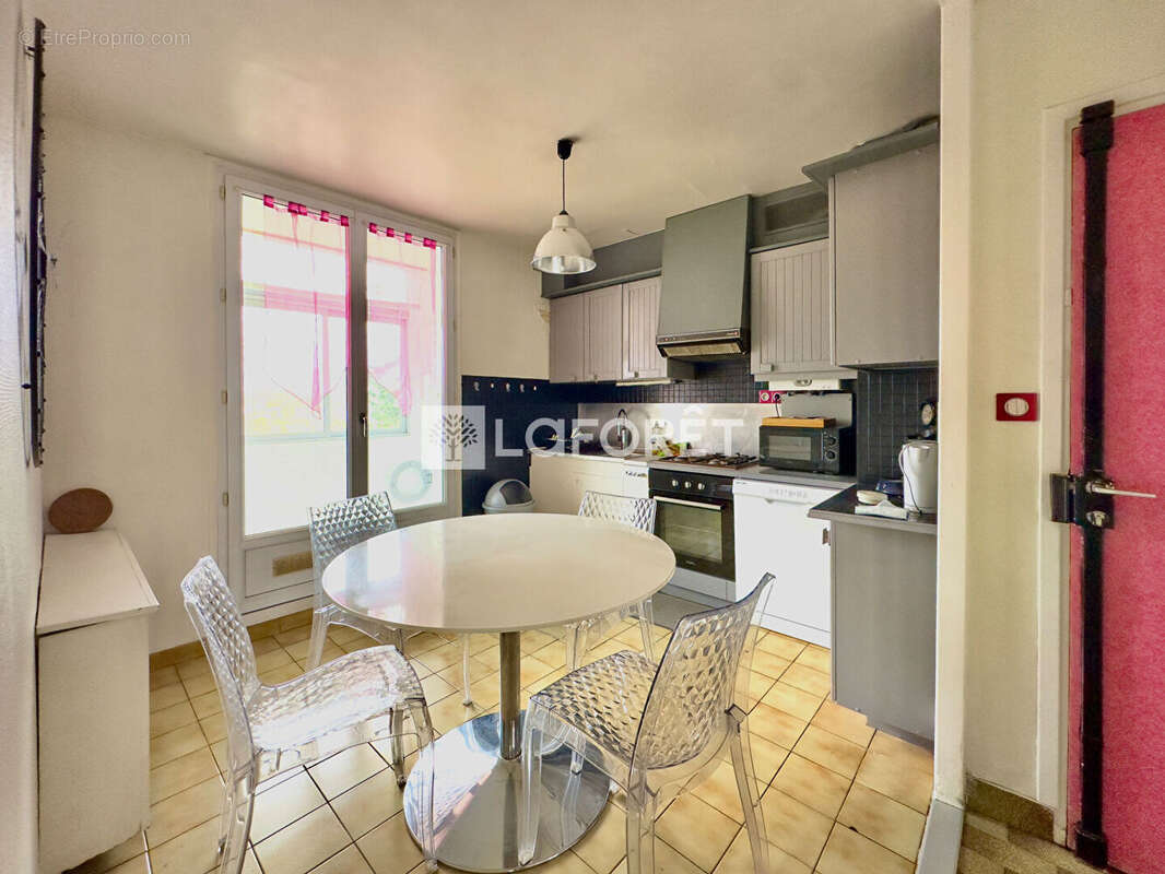 Appartement à SAINT-MARTIN-D'HERES