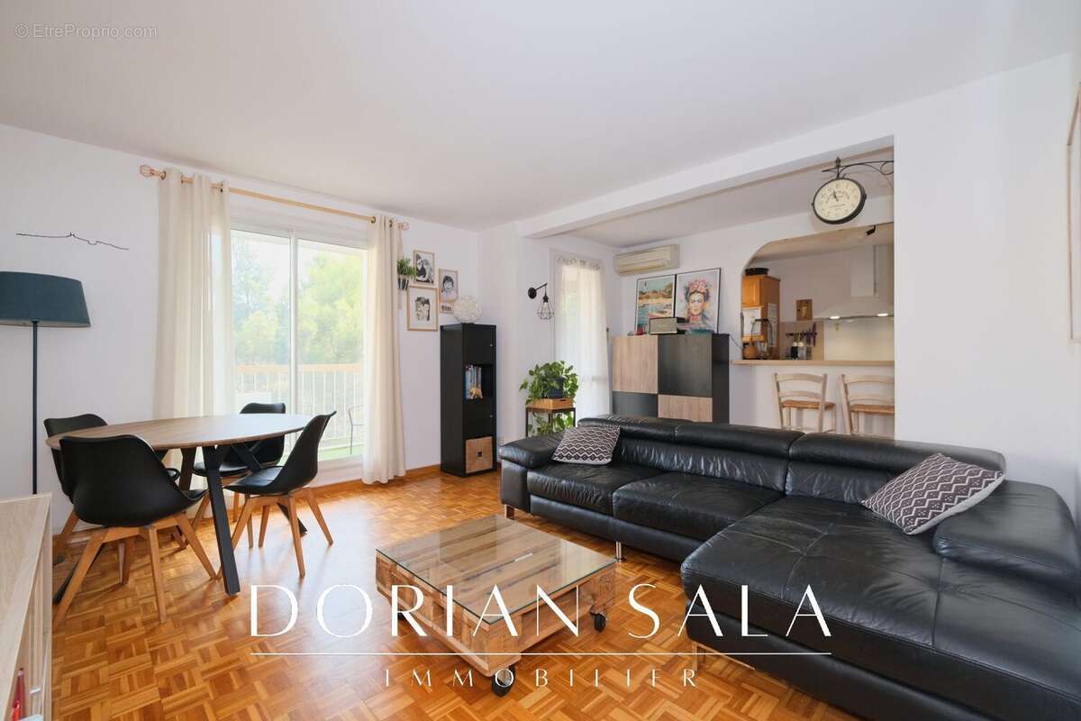 Appartement à MARSEILLE-11E