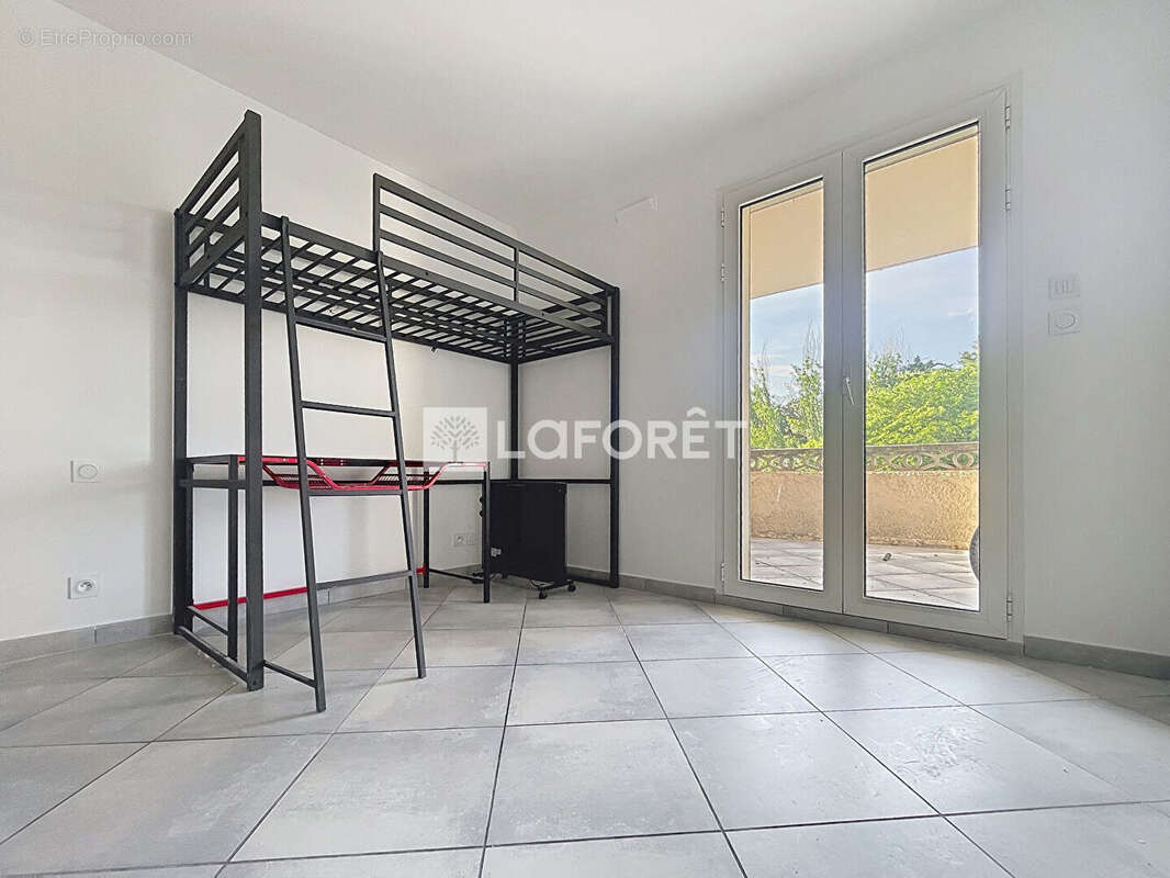 Appartement à SAINT-CYPRIEN