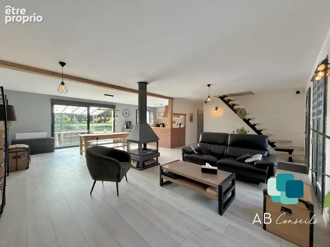Maison 5 pièces 103 m² à vendre à Les Damps (27340) - photo 4