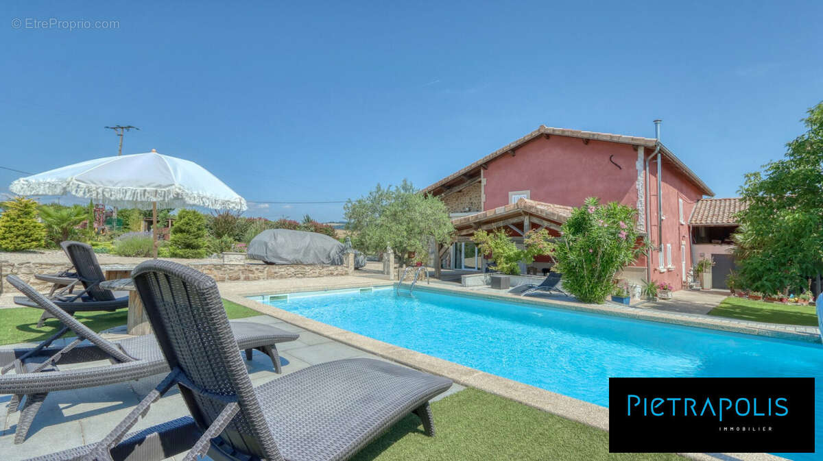 Maison à TUPIN-ET-SEMONS