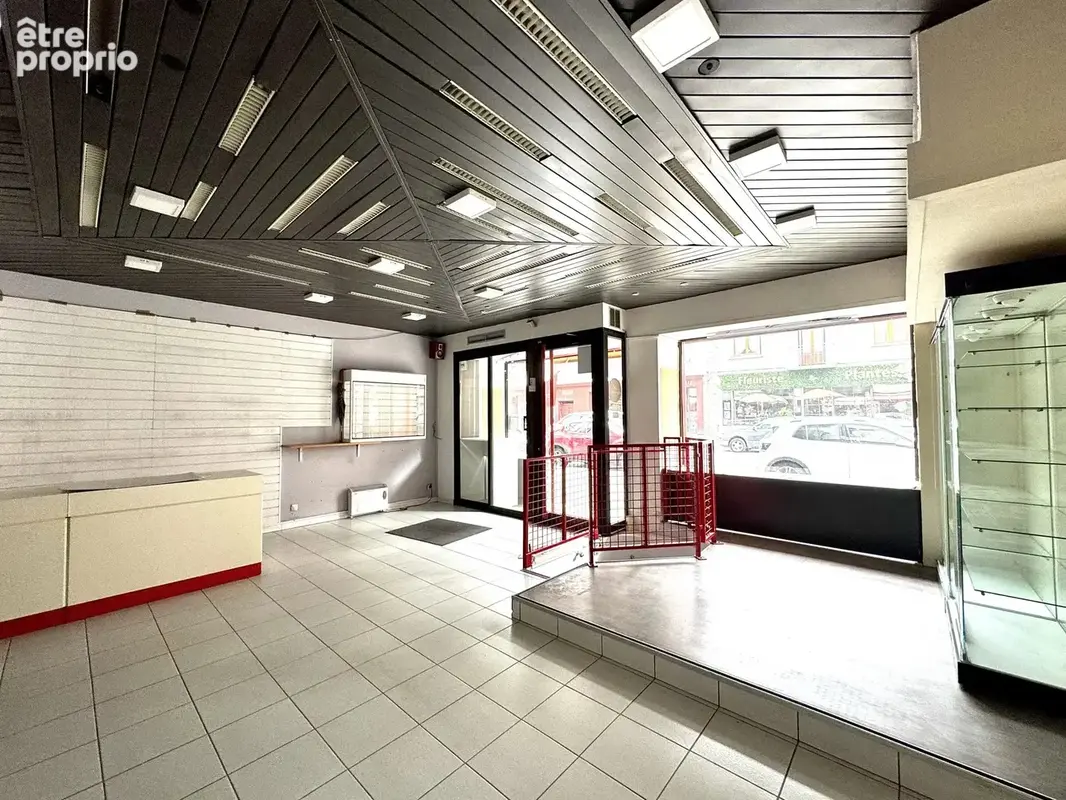 Local commercial FOURNEAUX - photo 3