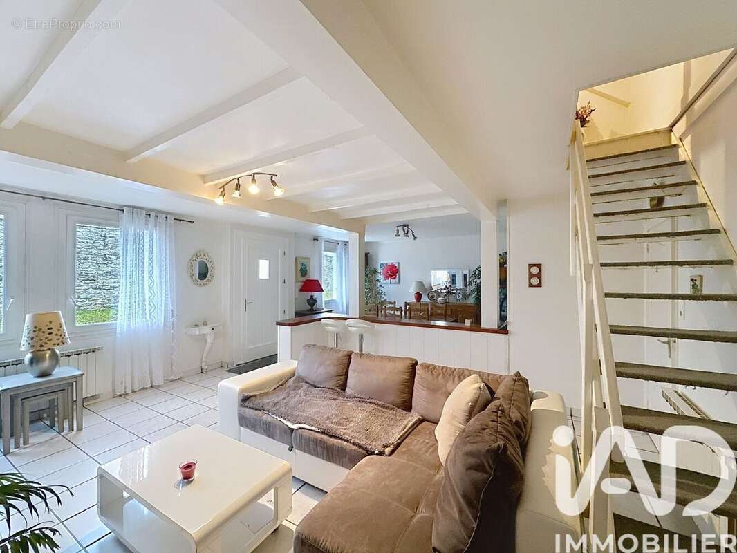 Maison 136 m² à Ruca  - photo 2