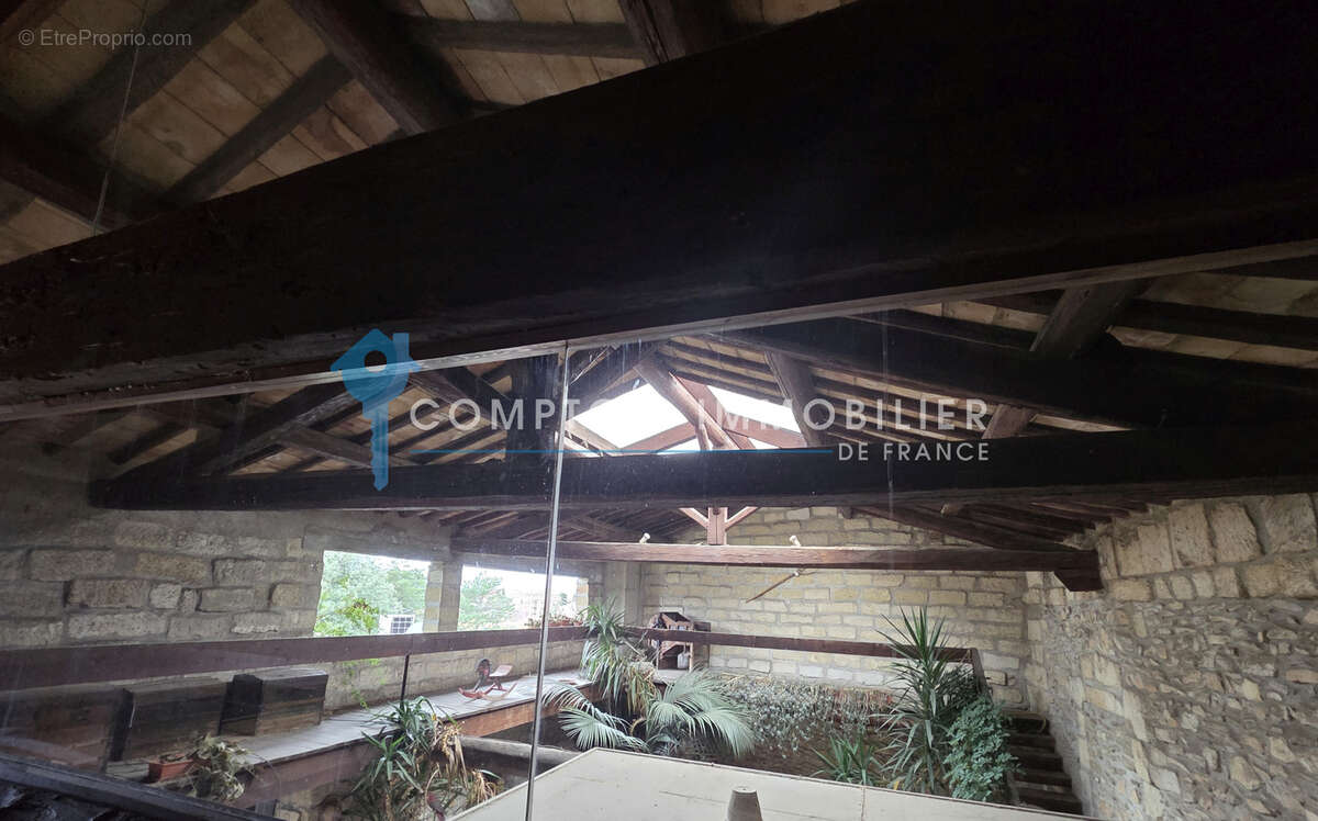 Immeuble de rapport avec Maison vigneronne et  locaux proche centre ville - photo 6