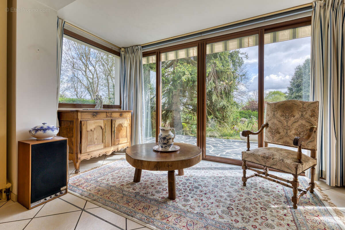 Maison 214 m² à Mont-Saint-Aignan  - photo 5