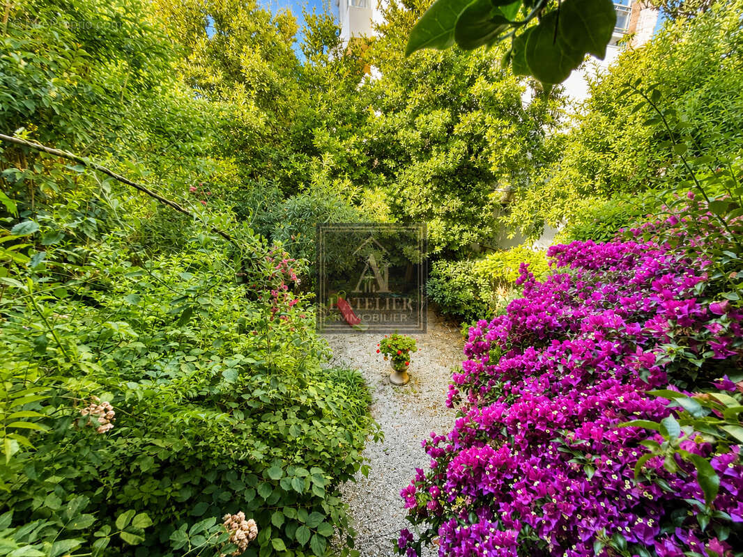 Elégante maison bourgeoise de caractère avec jardin au cœur du Mourillon - photo 17