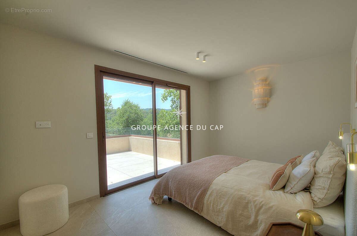 Villa de grand standing à vendre à Tourrettes, coeur de golf - 3600000 - photo 14