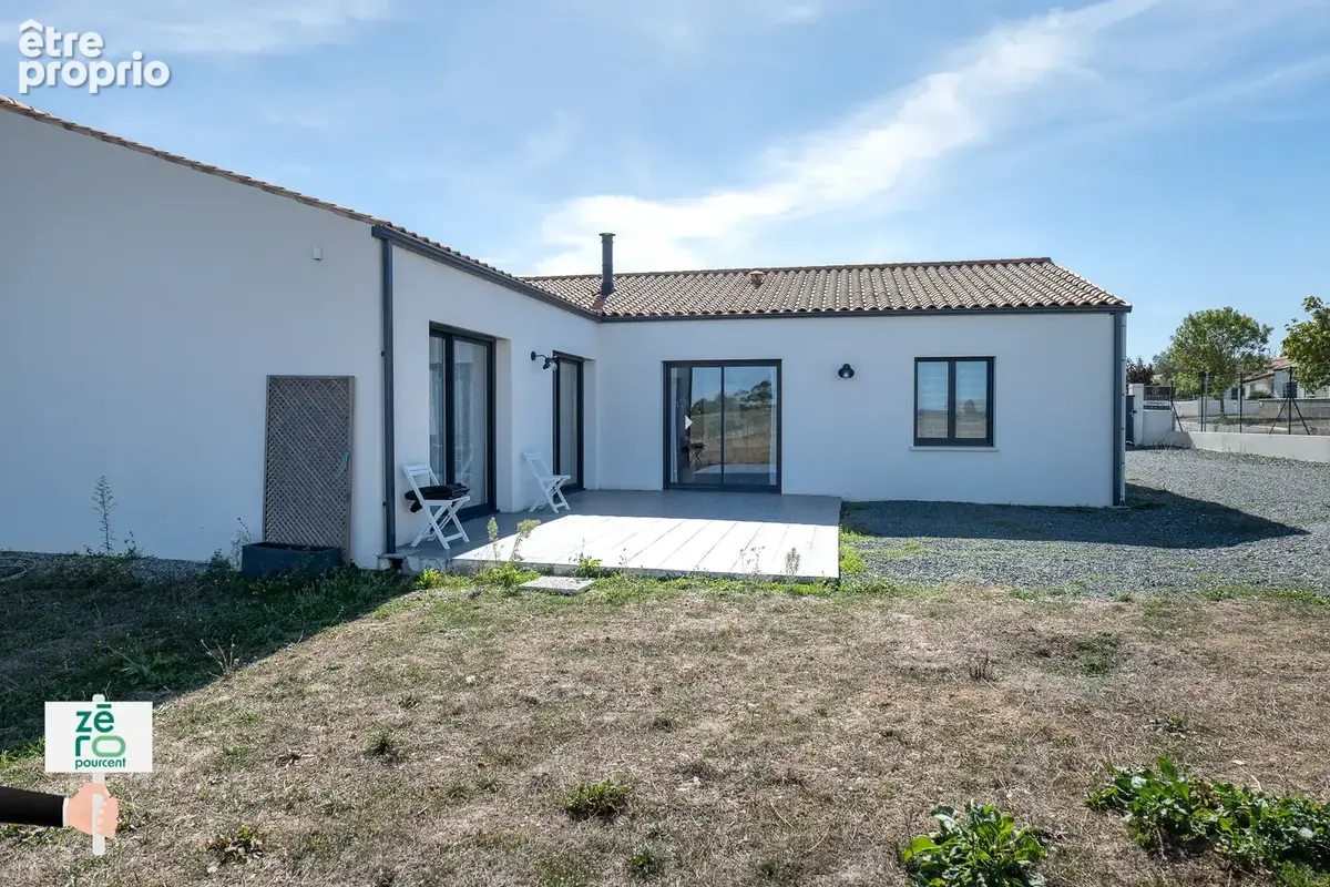 Maison récente de plain-pied à Chaillé-les-Marais   4 chambres, suite parentale, garage-atelier et terrain con - photo 28