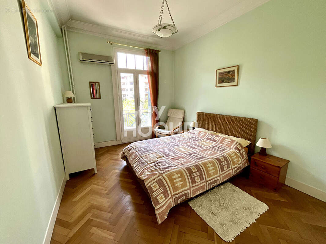 Nice musiciens / superbe 3p traversant de 87,60 m² avec 3 balcons / immeuble art déco - photo 7