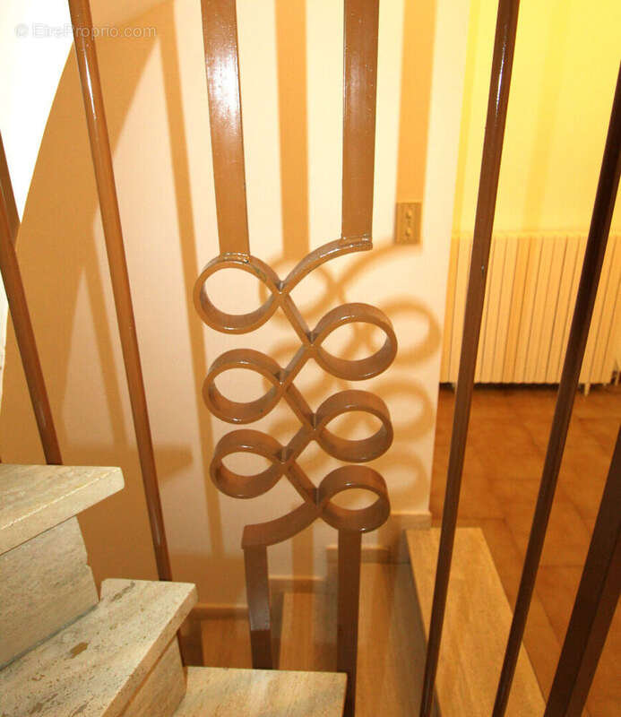 Maison à VELARS-SUR-OUCHE