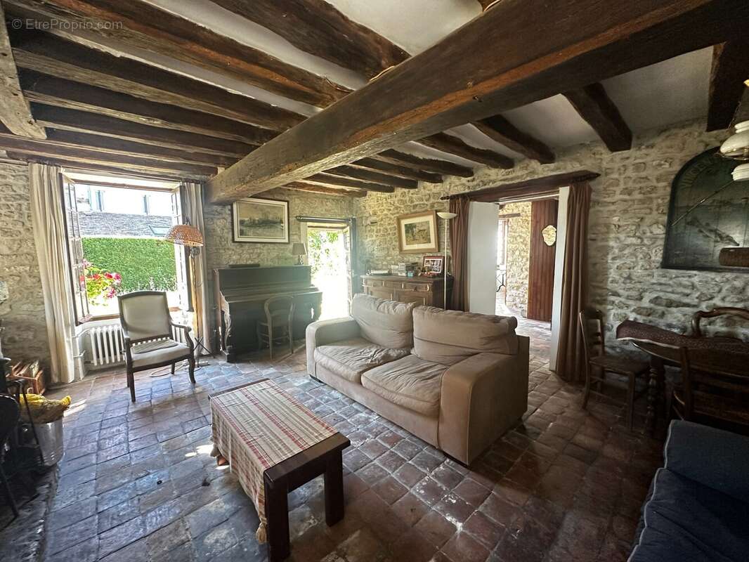 Maison à MILLY-LA-FORET