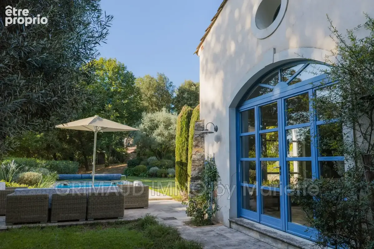 Maison 7 pièces 234 m² à vendre à Grimaud (83310) - photo 4
