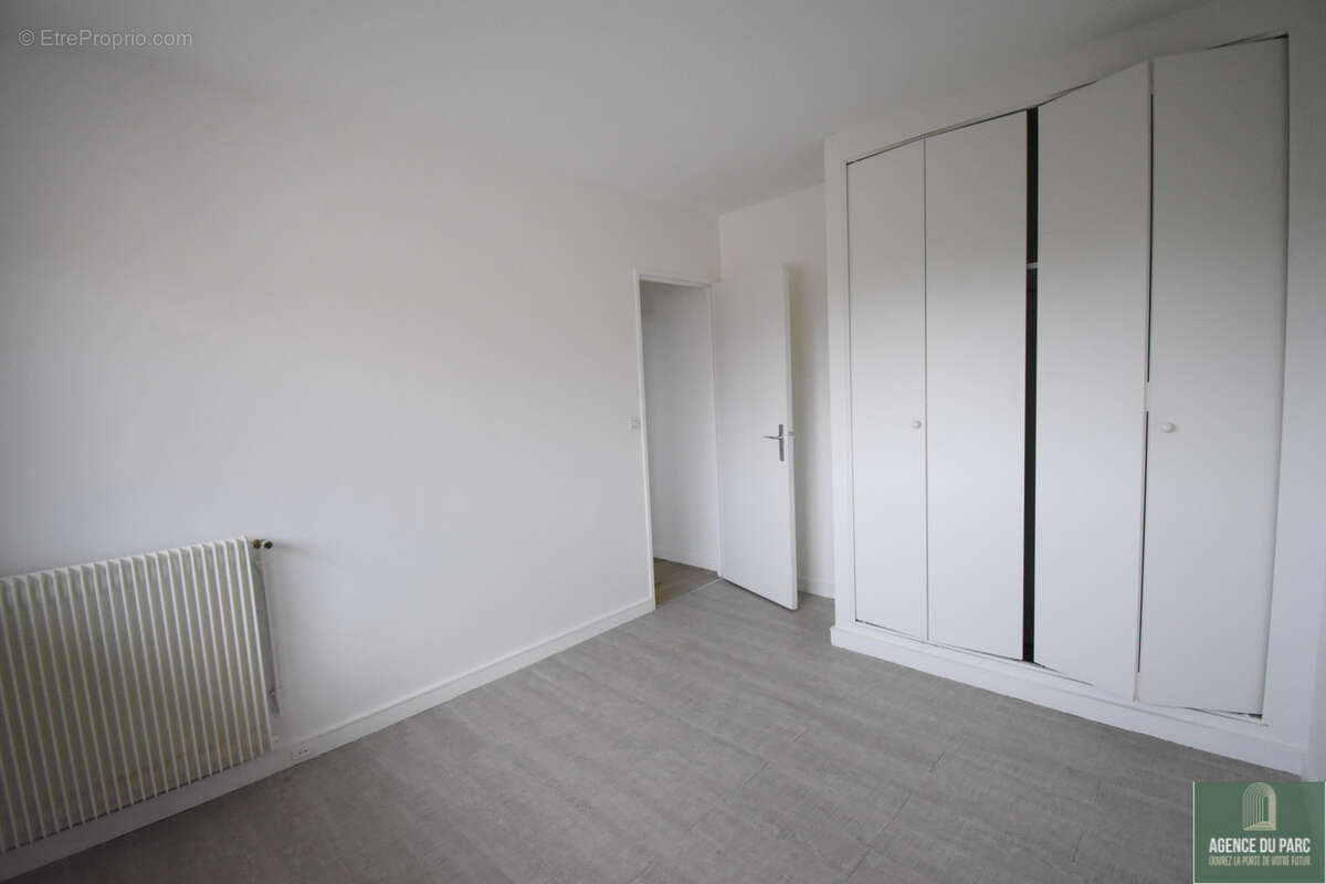 Appartement à SURESNES