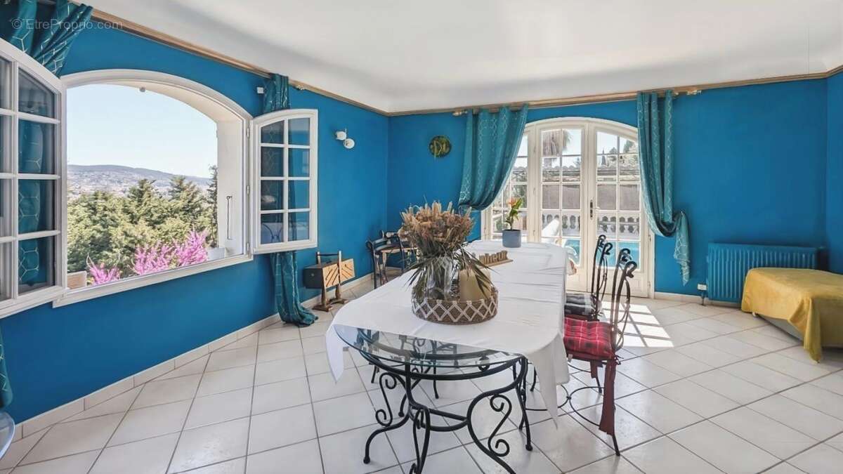 Maison à DRAGUIGNAN