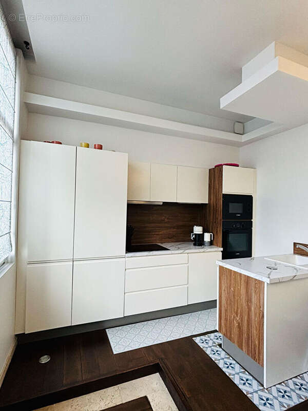 Appartement à SURESNES