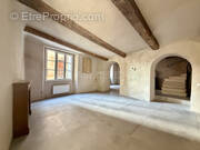 Maison à SAINT-SATURNIN-LES-APT