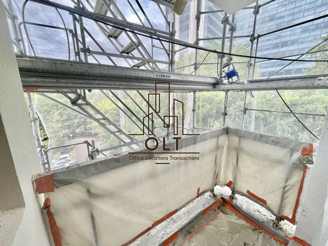 Appartement à COURBEVOIE